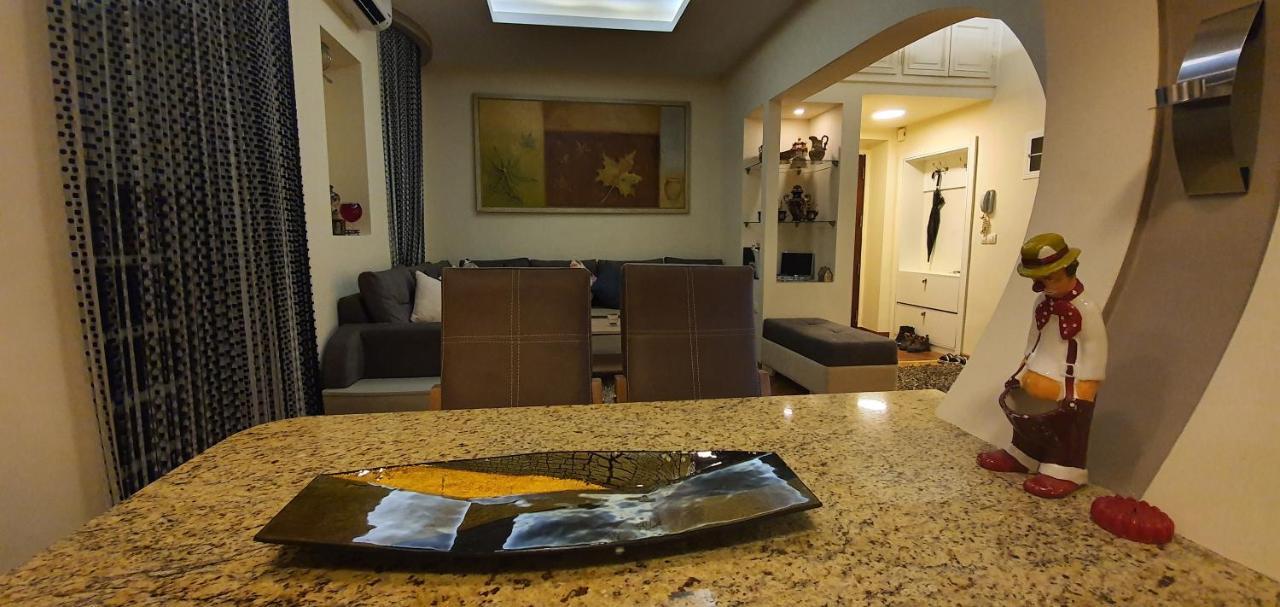 Apartment No 5 Prishtine Bagian luar foto